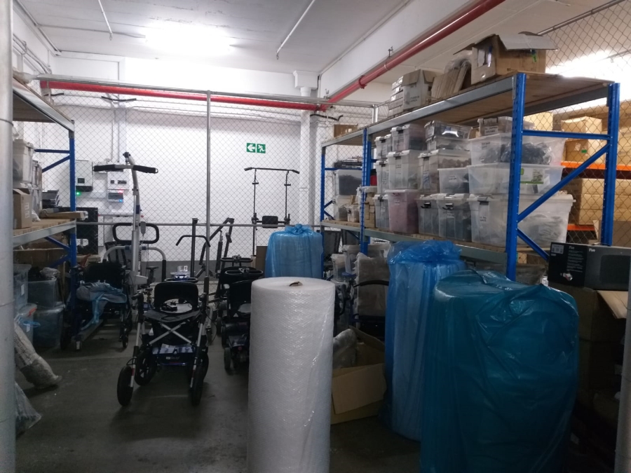 To Let Commercial Property for Rent in Paarden Eiland Western Cape